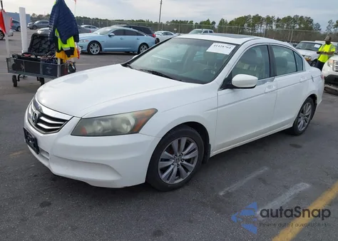 2011 Honda Accord 2.4 Ex-L from USA, damaged, VIN 1HGCP2F83BA003782